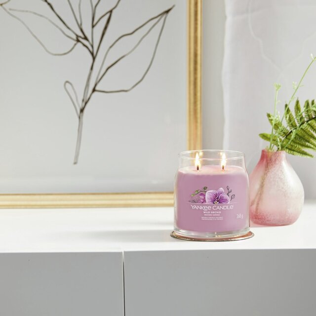 Yankee Signature Medium Scented Candle - Wild Orchid - image 1