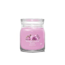 Yankee Signature Medium Scented Candle - Wild Orchid - thumbnail 2