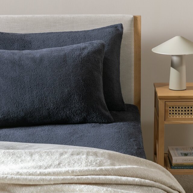 Argos Home Fleece Standard Pillowcase Pair - Navy - image 1