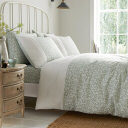 Dreams & Drapes Decorative Tess Green Bedding Set- King size - thumbnail 1