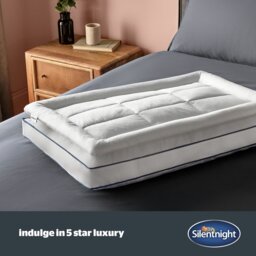 Silentnight Hotel Collection Endless Comfort Medium Pillow - thumbnail 2