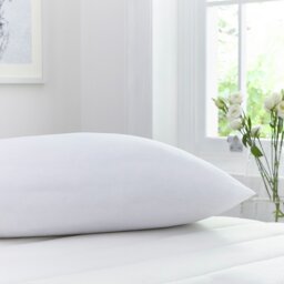 Silentnight Side Sleeper Medium Pillow - thumbnail 2