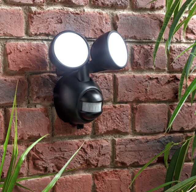 Argos Home Twin PIR Battery Operated Outdoor Wall Light - image 1
