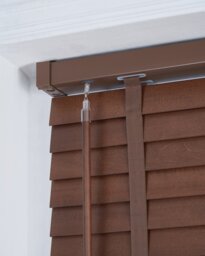 Little Black Book Basswood Walnut 50mm Venetian Blind - 80cm - thumbnail 2
