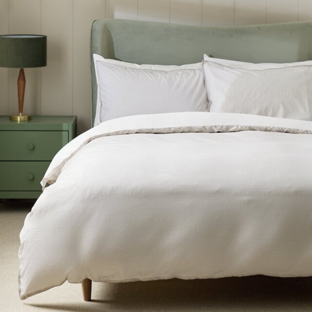 Habitat Seersucker Blanket Stitch Edge Bedding Set-Superking - image 1