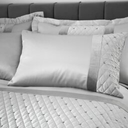 Catherine Lansfield Sequin Silver Bedding Set - King Size - thumbnail 2