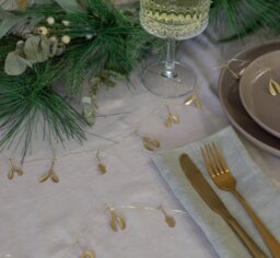 Habitat Gold Metal Leaves Christmas Garland - thumbnail 1