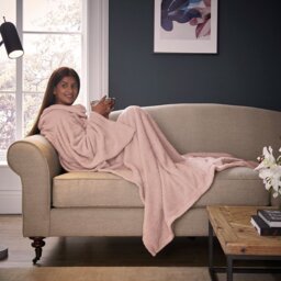 Silentnight Snugsie Wearable Blanket with Sleeves-Blush Pink - thumbnail 1