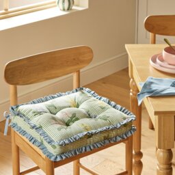 Argos Home Floral Stripe Wipe Clean Tablecloth - thumbnail 1