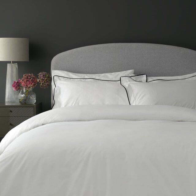 Habitat Cotton 200TC Oxford Edge White Bedding Set - Single - image 1