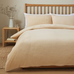 Argos Home Teddy Fleece Cream Bedding Set - Single