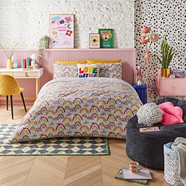 Night Lark Eleanor Bowmer Rainbow 10.5 Tog Duvet Set- Single - image 1