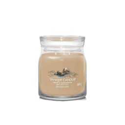 Yankee Signature Medium Scented Candle - Amber & Sandalwood - thumbnail 2