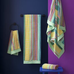 Margo Selby Buster Towel Bale - thumbnail 1