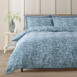 Argos Home Cotton Ditsy Floral Blue Bedding Set - Superking - thumbnail 1