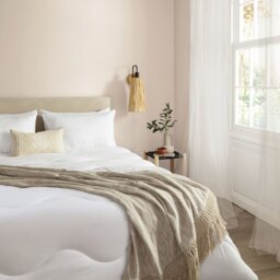 The Fine Bedding Company Breathe 4.5 Tog Duvet Set - Single - thumbnail 1