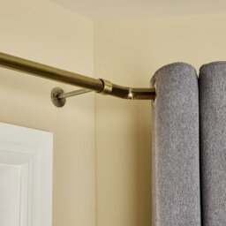Argos Home Metal Antique Brass Bay Curtain Pole - 400cm - thumbnail 2