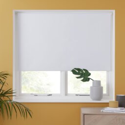 Argos Home Blackout White Roller Blind - 120cm - thumbnail 1