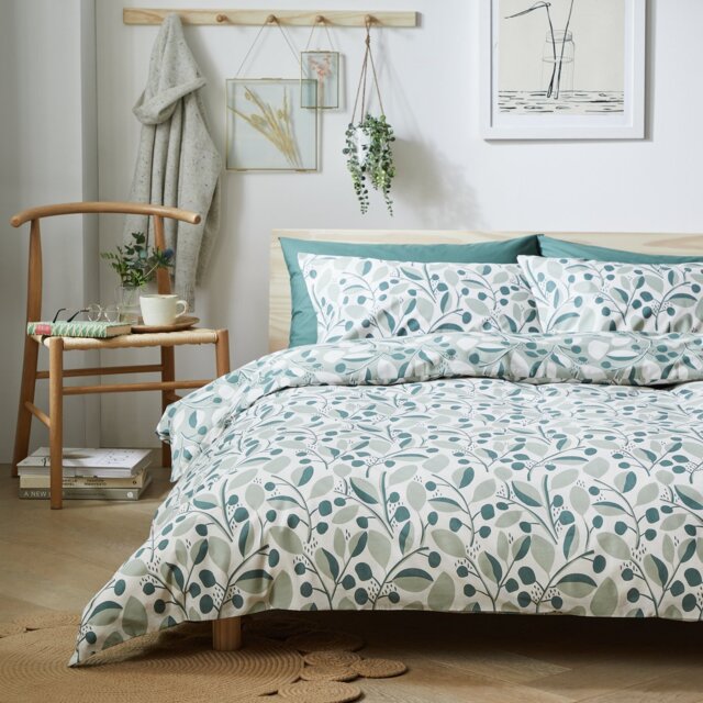 Argos Home Modern Scandi Floral Green Bedding Set - Double - image 1