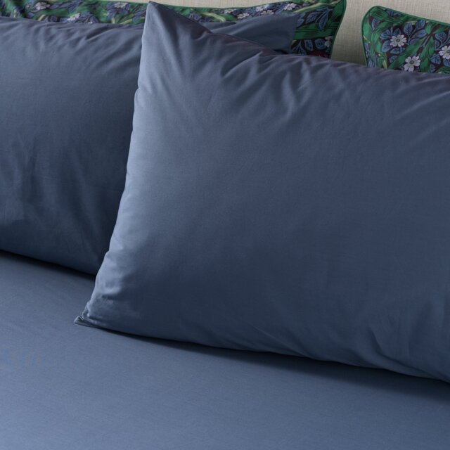 Habitat x Morris & Co. Cotton Indigo Fitted Sheet - Single - image 1