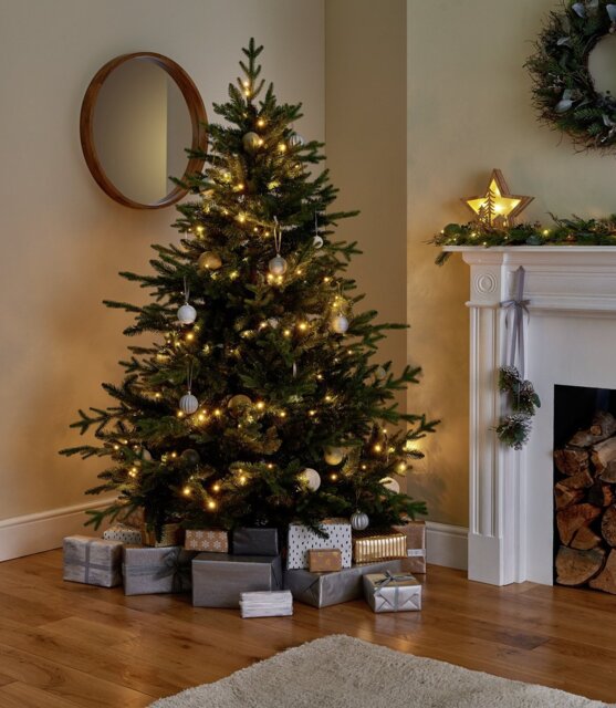 Habitat 6ft Mixed Tip Upswept Christmas Tree - image 1