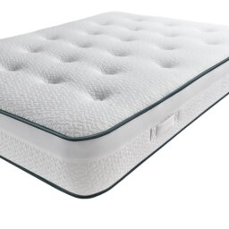 Silentnight Ultragel 1000 Pkt Sprung Mattress - Small Double