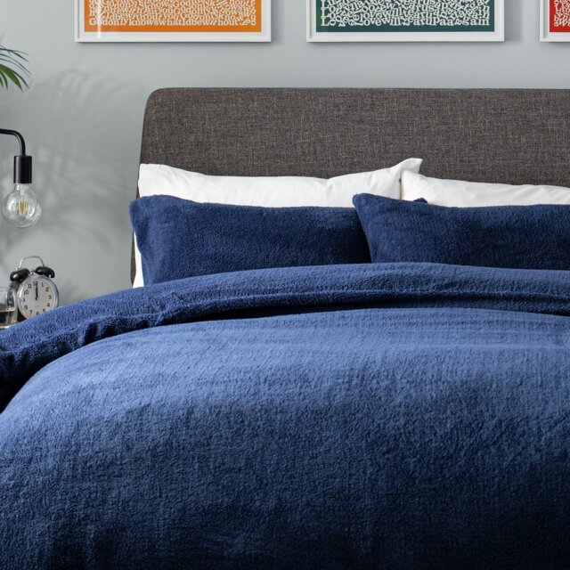 Argos Home Fleece Plain Navy Blue Bedding Set - Kingsize