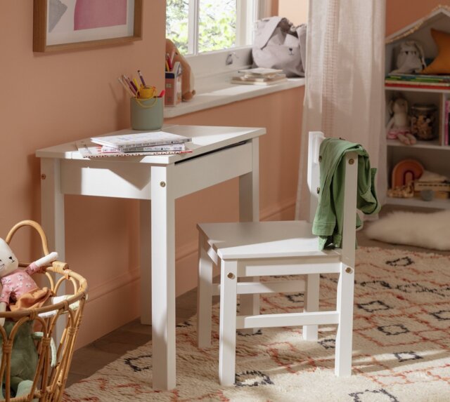 Argos Home Kids Scandinavia Desk & Chair - White - image 1