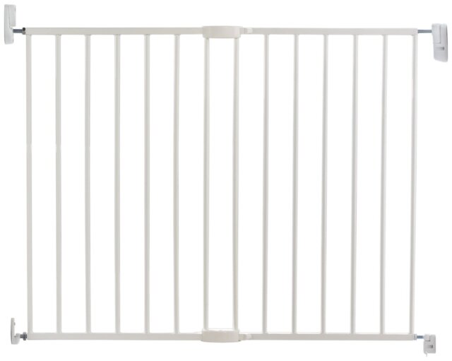 Munchkin Extending Metal Safety Gate - image 1