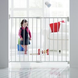 Munchkin Extending Metal Safety Gate - thumbnail 2