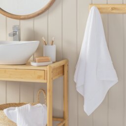 Habitat Egyptian Cotton Hand Towel - White - thumbnail 1