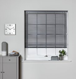 Argos Home Plastic Flint Grey Venetian Blind - 120cm - thumbnail 2