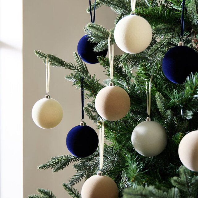 Habitat Pack of 9 Shatterproof Timeless Christmas Bauble - image 1