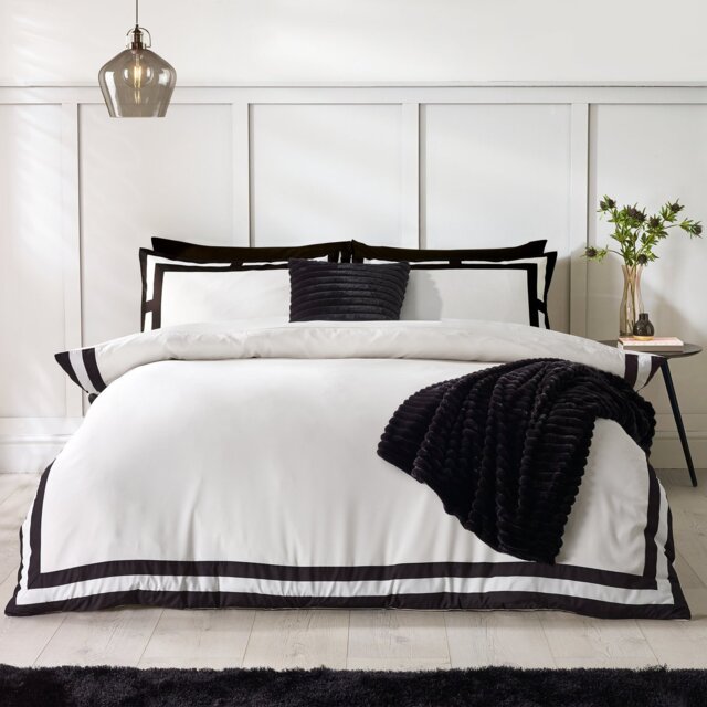 Catherine Lansfield Soft Mono Panel Cream Bedding Set-Double - image 1