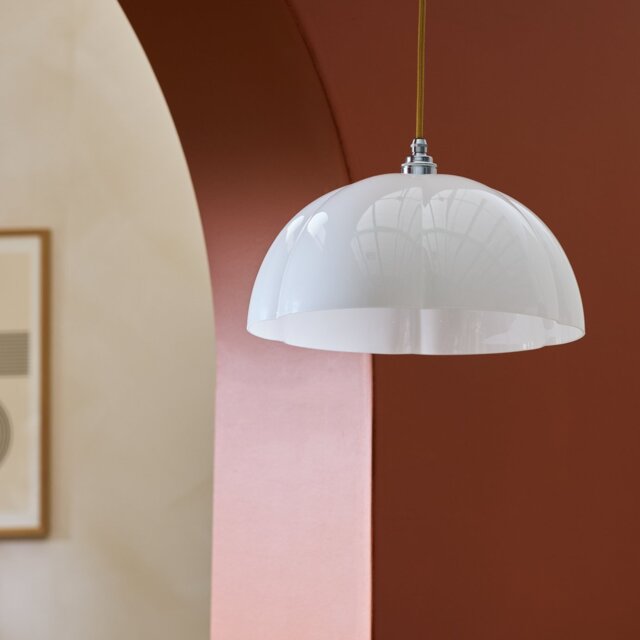 Habitat Apple White Scalloped Glass Easy Fit Lampshade- 35cm - image 1