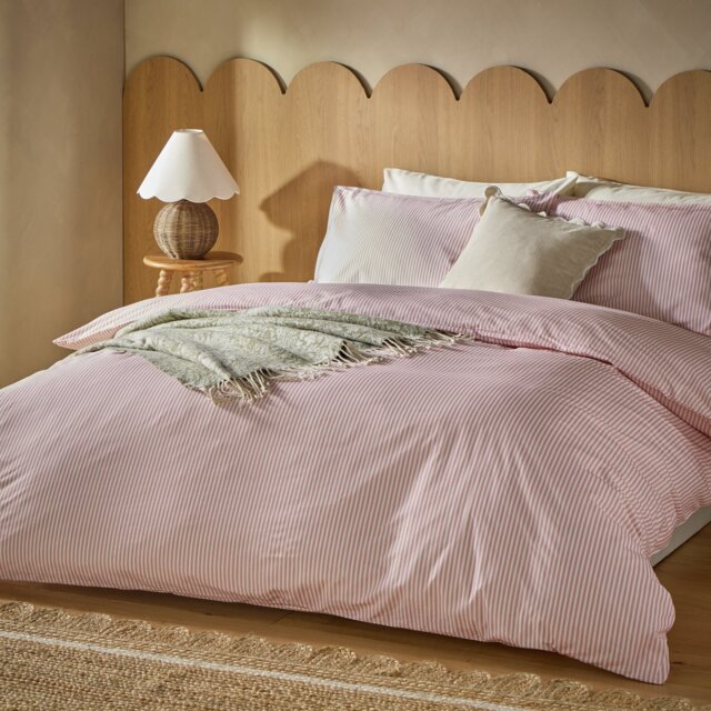 Habitat Cotton Oxford Edge Stripe Blush Bedding Set - Single - image 1