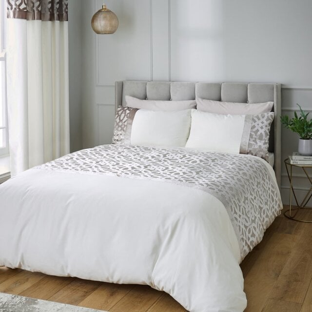 Catherine Lansfield Velvet Natural Bedding Set - Superking - image 1
