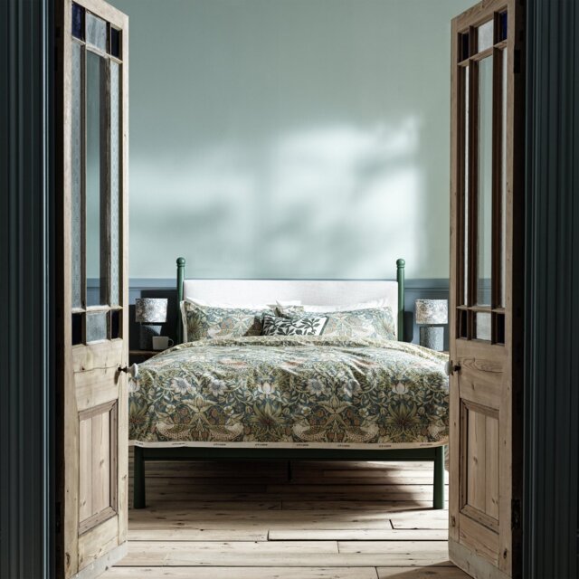 Habitat x Morris & Co. Strawberry Thief Bedding Set - King - image 1