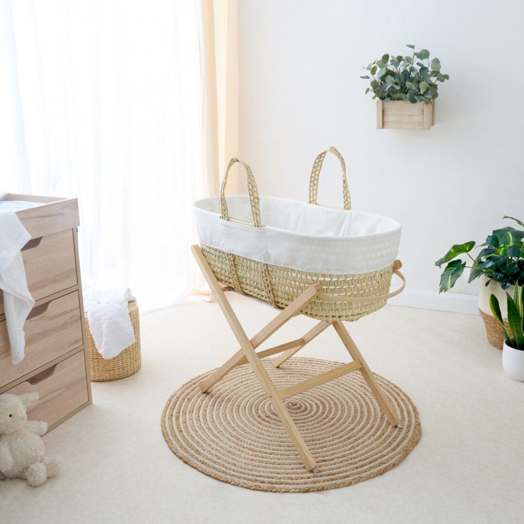 Kinder Valley Cuggl Wicker Moses Basket Clair De Lune Essentials