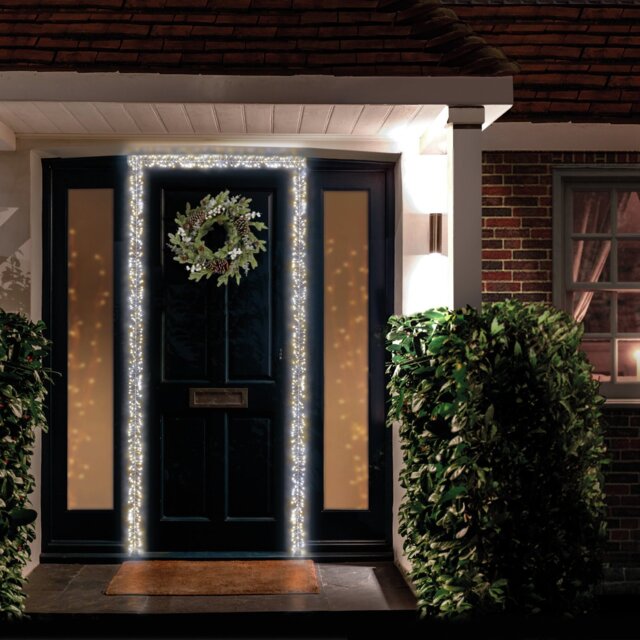 Premier Decorations 800 White LED Christmas Cluster Lights - image 1