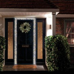 Premier Decorations 800 White LED Christmas Cluster Lights - thumbnail 1