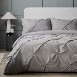 Argos Home Pinch Pleat Pintuck Grey Bedding Set - King size - thumbnail 1