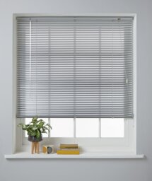 Habitat Aluminium Silver Venetian Blind - 90cm