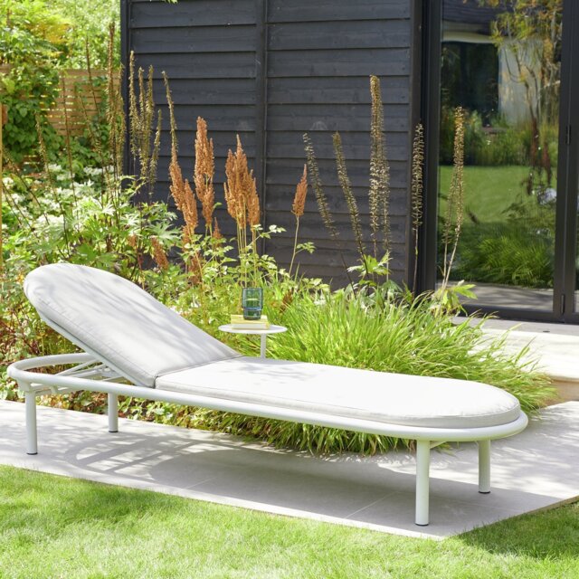 Habitat Rome Metal Sun Lounger - Beige - image 1