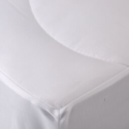 The Fine Bedding Company Spundown Mattress Protector- Single - thumbnail 2