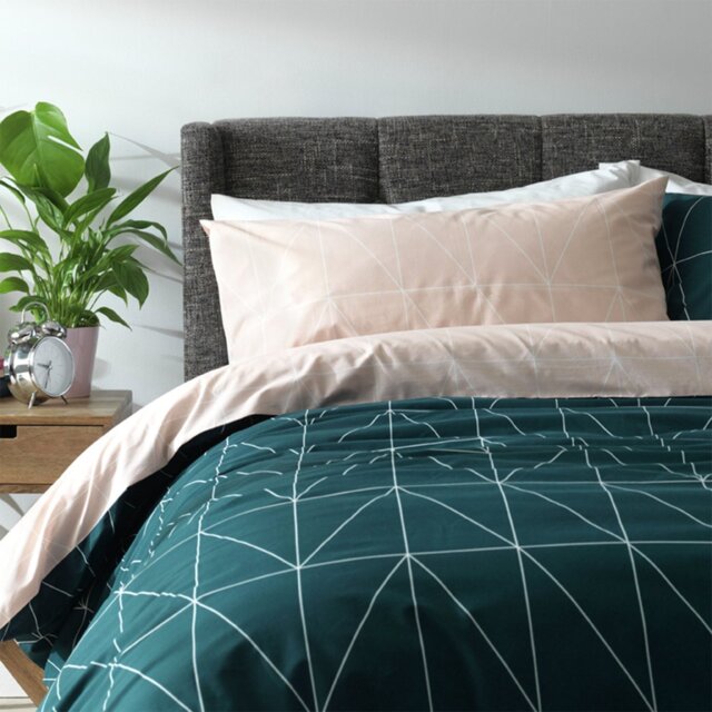 Habitat Geo Navy & Blush Reversible Bedding Set - Double - image 1