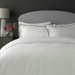 Habitat Cotton 200TC Oxford Edge White Bedding Set - Double - thumbnail 1