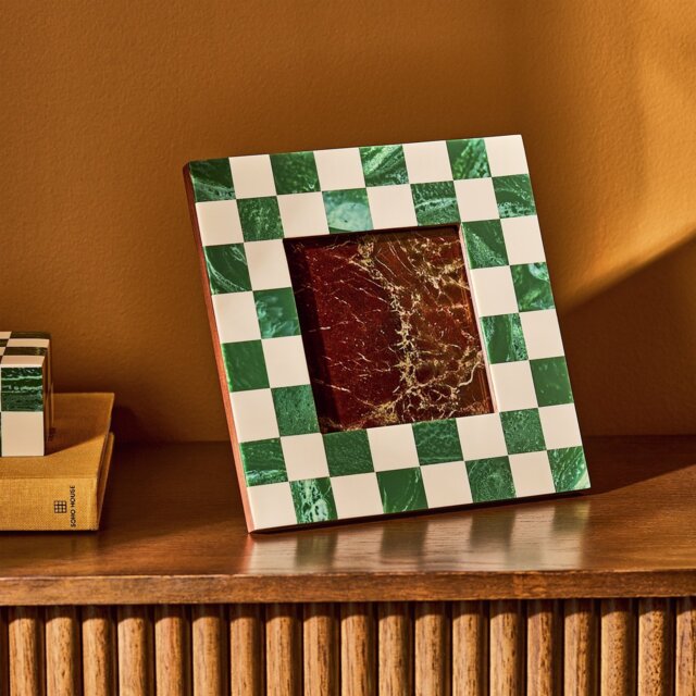 """Habitat Checkered Green Resin Picture Frame - 5x5""""""" - image 1