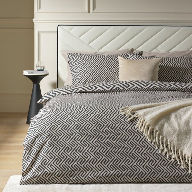 Argos Home Greek Geo Black & White Bedding Set - Double - image 1