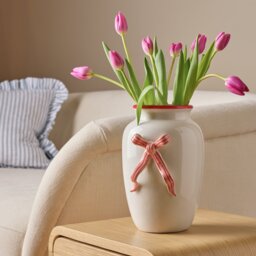Argos Home Ceramic White & Red Bow Vase - 15cm - thumbnail 1